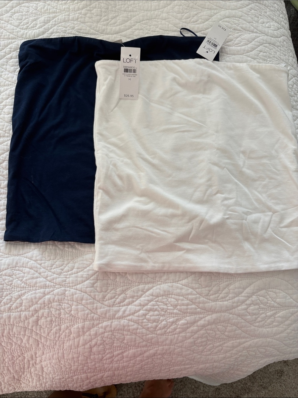 Bundle of LOFT tube tops in Navy and White